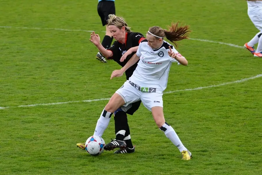 Sturm Damen unterliegen Altenmarkt knapp mit 0:1
